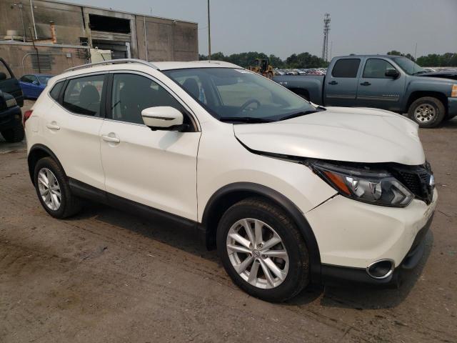 Photo 4 from auction – 2017 NISSAN ROGUE with VIN JN1BJ1CRXHW101421