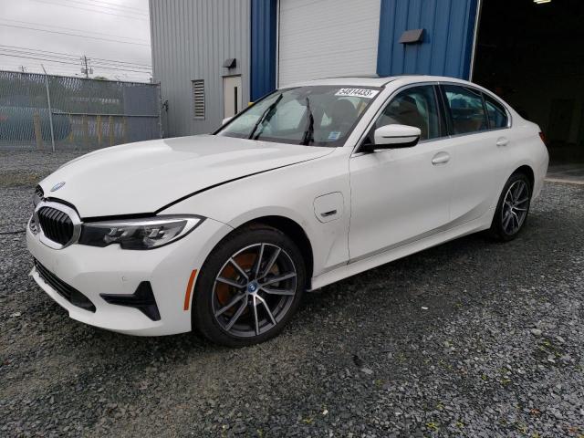 BMW 330E 2022 with VIN WBA5P7C0XNFM68549 - Photo from auction