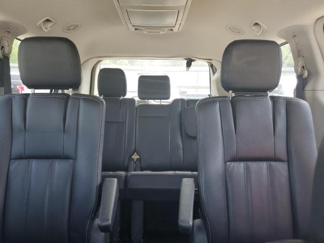Photo 10 from auction – 2014 CHRYSLER TOWN & COU with VIN 2C4RC1BG8ER448711
