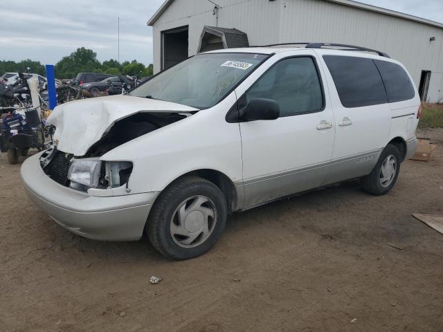 TOYOTA SIENNA LE 2000 with VIN 4T3ZF13C0YU248662 - Photo from auction