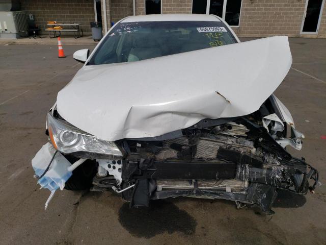 Photo 5 from auction – 2017 TOYOTA CAMRY LE with VIN 4T1BF1FK9HU622957