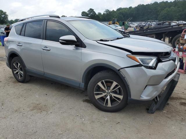 Photo 4 from auction – 2017 TOYOTA RAV4 XLE with VIN 2T3WFREV0HW332965