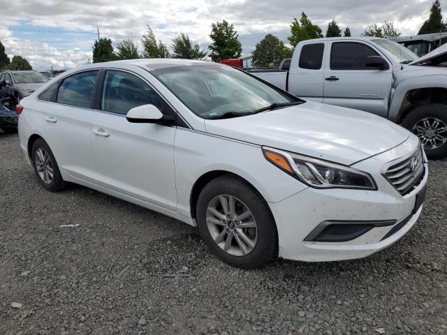 Photo 4 from auction – 2016 HYUNDAI SONATA SE with VIN 5NPE24AF4GH392973