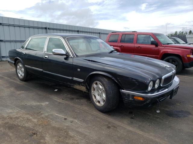 Photo 4 from auction – 2001 JAGUAR VANDENPLAS with VIN SAJDA24C61LF39094