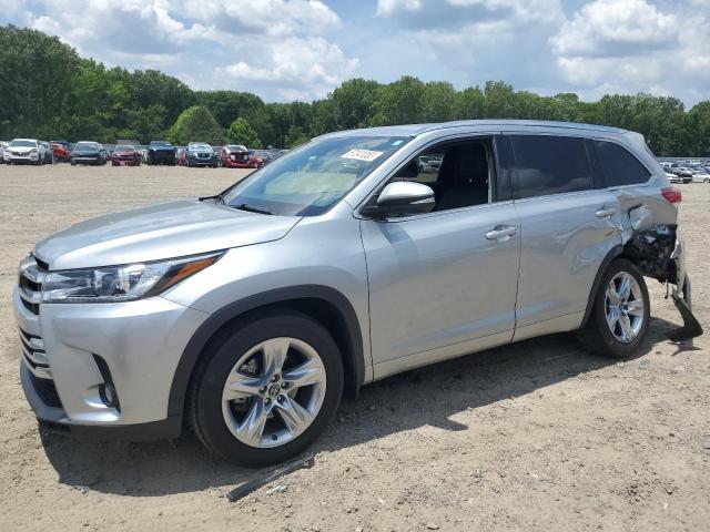 TOYOTA HIGHLANDER 2017 with VIN 5TDDZRFH7HS471340 - Photo from auction
