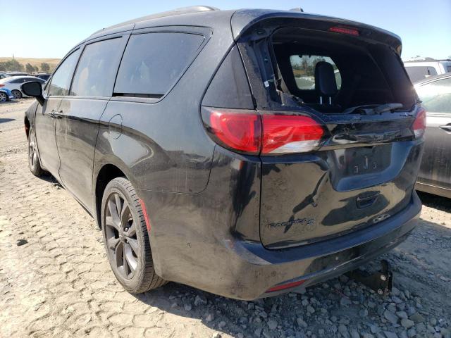 Photo 2 from auction – 2018 CHRYSLER PACIFICA L with VIN 2C4RC1GG3JR289437
