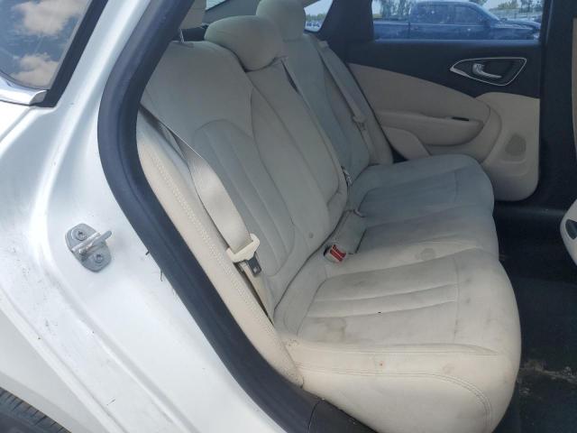 Photo 10 from auction – 2015 CHRYSLER 200 LIMITE with VIN 1C3CCCAB2FN743300