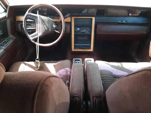 Photo 8 from auction – 1985 LINCOLN CONTINENTA with VIN 1MRBP97F2FY698556