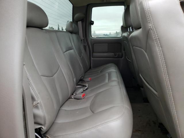 Photo 10 from auction – 2004 CHEVROLET SILVERADO with VIN 1GCHK29254E335793