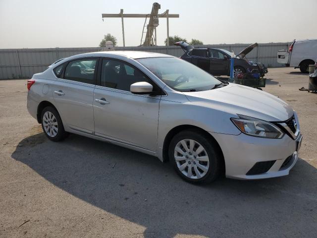 Photo 4 from auction – 2017 NISSAN SENTRA S with VIN 3N1AB7AP1HY375323