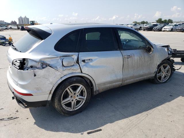 Photo 3 from auction – 2017 PORSCHE CAYENNE with VIN WP1AA2A29HKA84797