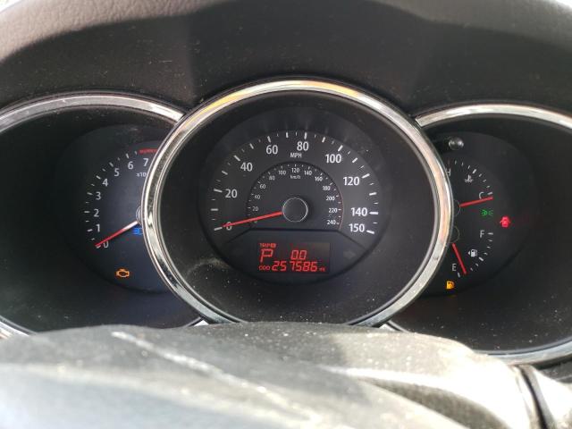 Photo 9 from auction – 2013 KIA SORENTO LX with VIN 5XYKTDA21DG310097