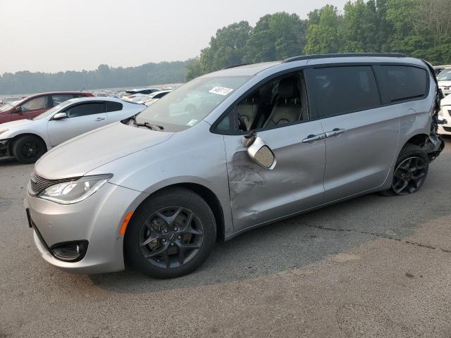 CHRYSLER PACIFICA L 2018 with VIN 2C4RC1GG2JR354844 - Photo from auction