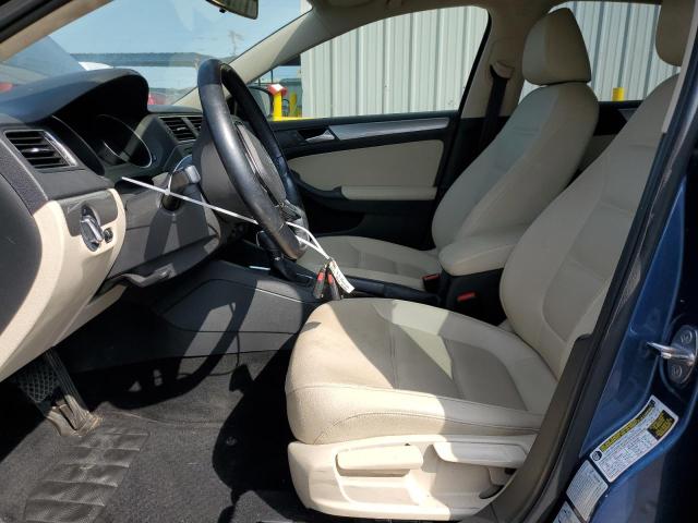 Photo 7 from auction – 2017 VOLKSWAGEN JETTA SE with VIN 3VWDB7AJ3HM305266