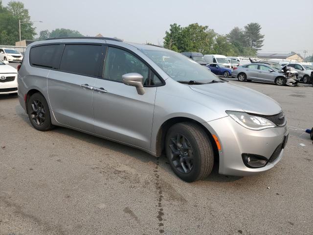 Photo 4 from auction – 2018 CHRYSLER PACIFICA L with VIN 2C4RC1GG2JR354844