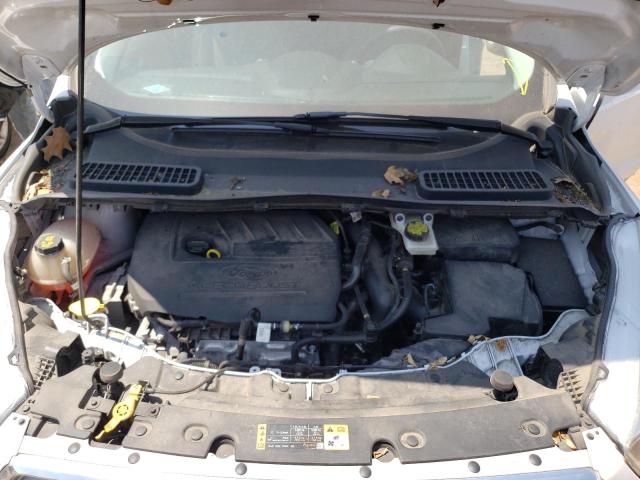 Photo 11 from auction – 2018 FORD ESCAPE SE with VIN 1FMCU9GD4JUA11622