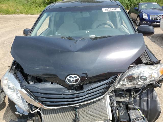 Photo 12 from auction – 2017 TOYOTA SIENNA LE with VIN 5TDKZ3DC3HS842814