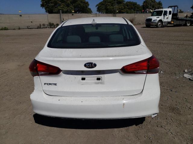 Photo 6 from auction – 2018 KIA FORTE LX with VIN 3KPFK4A74JE240832