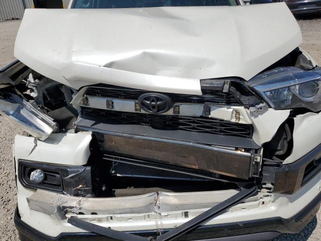 Photo 12 from auction – 2019 TOYOTA 4RUNNER SR with VIN JTEBU5JRXK5697573