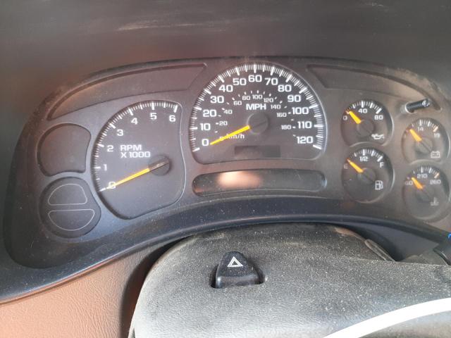 Photo 9 from auction – 2004 CHEVROLET SILVERADO with VIN 2GCEK19T141256595
