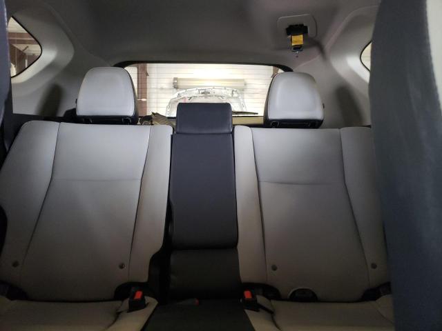 Photo 10 from auction – 2018 TOYOTA RAV4 LIMIT with VIN JTMDFREV4JD241580