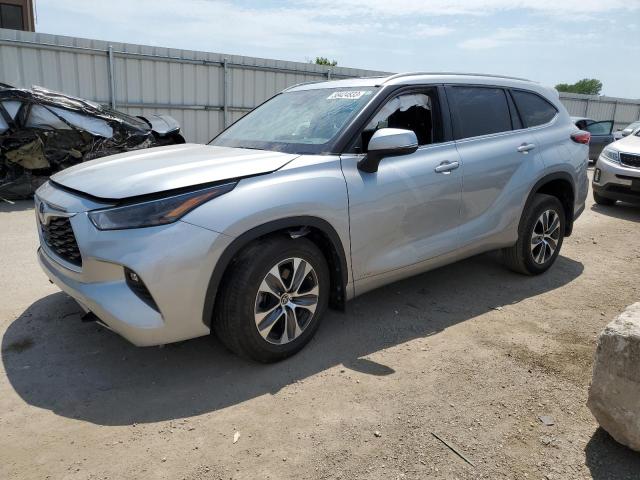 TOYOTA HIGHLANDER 2023 с VIN 5TDKBRCHXPS109856 - Снимка от търг