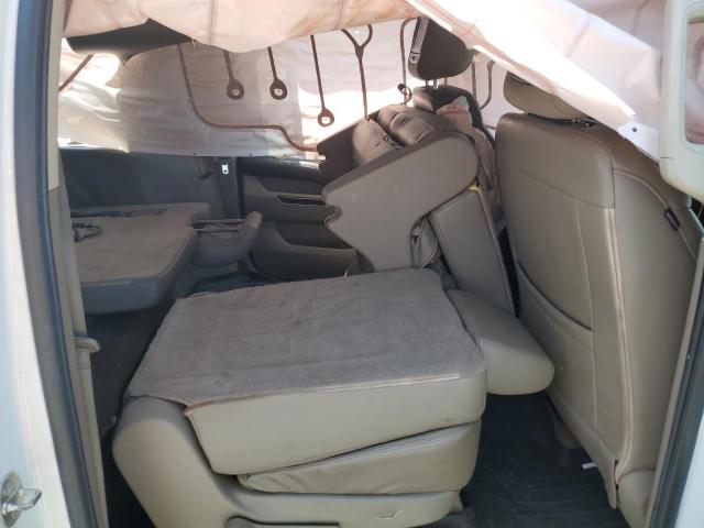 Photo 10 from auction – 2016 CHEVROLET SUBURBAN C with VIN 1GNSCGKC9GR348912