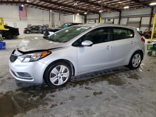 Photo 1 from auction – 2016 KIA FORTE LX with VIN KNAFK5A85G5603896