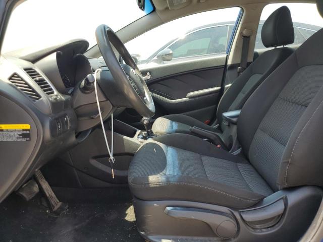 Photo 7 from auction – 2017 KIA FORTE LX with VIN 3KPFK4A74HE068893