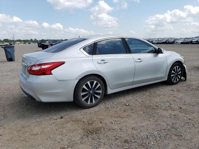 Photo 3 from auction – 2017 NISSAN ALTIMA 2.5 with VIN 1N4AL3AP8HC137891