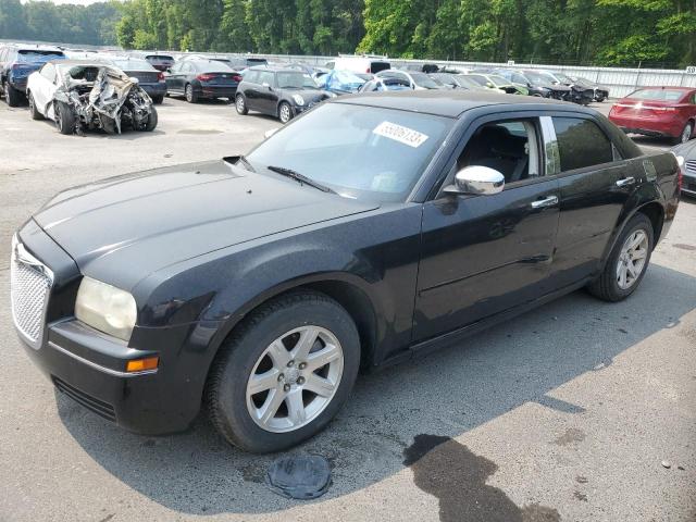 CHRYSLER 300 LX 2008 with VIN 2C3KA43R78H208279 - Photo from auction