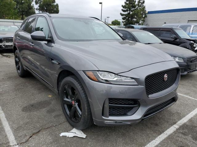 Photo 4 from auction – 2017 JAGUAR F-PACE R - with VIN SADCL2BN5HA098302