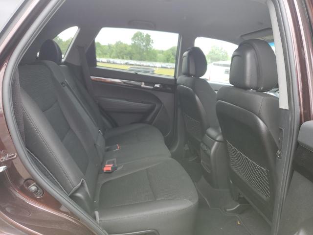 Photo 11 from auction – 2015 KIA SORENTO LX with VIN 5XYKTCA65FG606885
