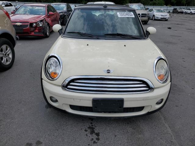 Фото 5 с аукциона – 2010 MINI COOPER с VIN WMWMR3C57ATU97190