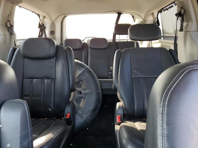 Photo 10 from auction – 2010 CHRYSLER TOWN & COU with VIN 2A4RR8DX6AR330309
