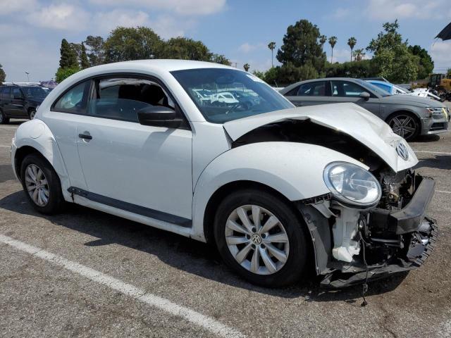 Photo 4 from auction – 2018 VOLKSWAGEN BEETLE S with VIN 3VWFD7AT3JM726186