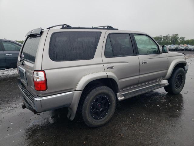 Photo 3 from auction – 2002 TOYOTA 4RUNNER SR with VIN JT3HN86R020374642