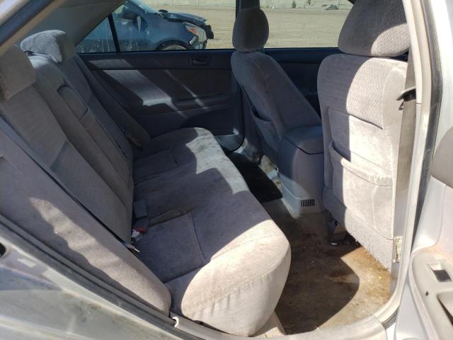 Photo 10 from auction – 2004 TOYOTA CAMRY LE with VIN JTDBE32K740267698