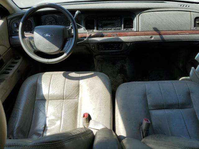 Photo 8 from auction – 2011 FORD CROWN VICT with VIN 2FABP7EV0BX174744