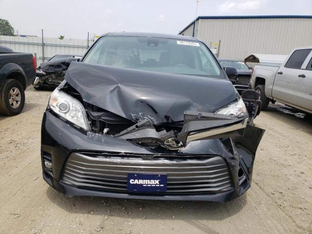 Photo 5 from auction – 2018 TOYOTA SIENNA XLE with VIN 5TDYZ3DC7JS932032