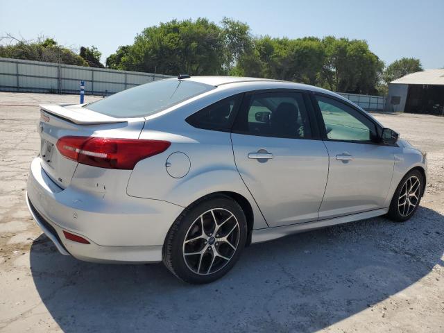 Photo 3 from auction – 2016 FORD FOCUS SE with VIN 1FADP3F28GL225496