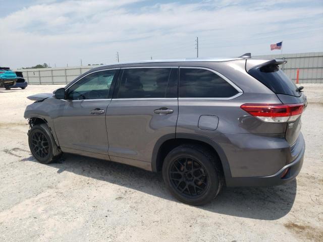 Photo 2 from auction – 2017 TOYOTA HIGHLANDER with VIN 5TDKZRFH0HS200773