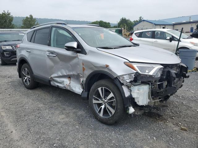 Photo 4 from auction – 2017 TOYOTA RAV4 XLE with VIN 2T3RFREV8HW545112