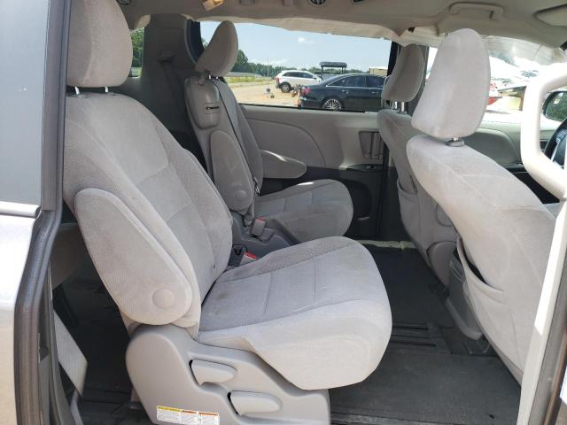 Photo 11 from auction – 2015 TOYOTA SIENNA LE with VIN 5TDKK3DC0FS564763