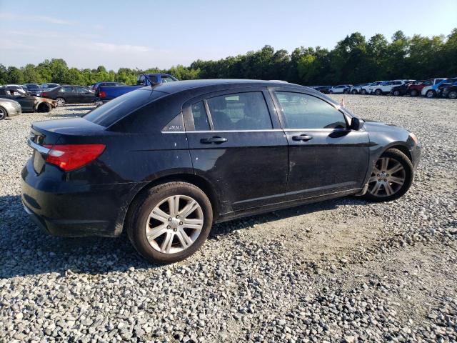 Photo 3 from auction – 2012 CHRYSLER 200 TOURIN with VIN 1C3CCBBB9CN300811