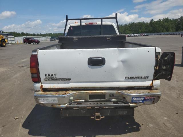 Photo 6 from auction – 2002 CHEVROLET SILV2500 4 with VIN 1GCHK29U02E184795