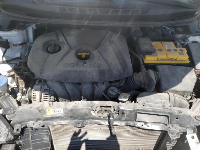 Photo 11 from auction – 2016 HYUNDAI ELANTRA SE with VIN 5NPDH4AE2GH689242