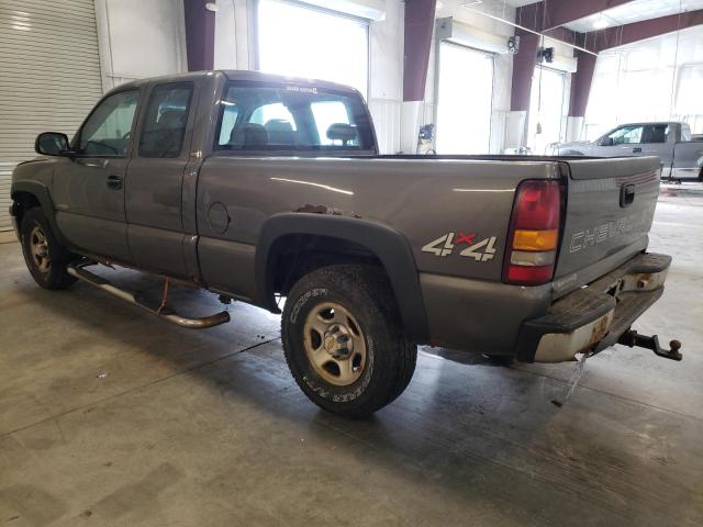 Фото 2 с аукциона – 2001 CHEVROLET SILVERADO с VIN 2GCEK19T711379863