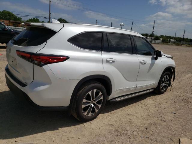 Photo 3 from auction – 2022 TOYOTA HIGHLANDER with VIN 5TDGZRAH1NS553063