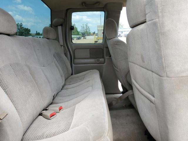 Photo 10 from auction – 2002 CHEVROLET SILVERADO with VIN 2GCEK19T821185246